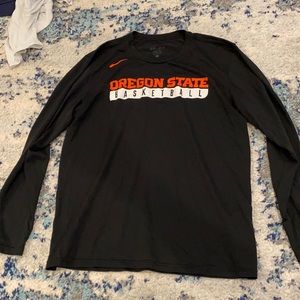 Oregon State Beavers shirt Large